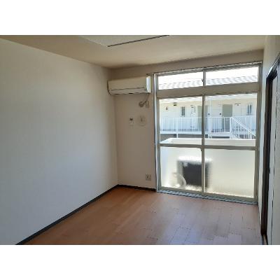 サンパレスⅡ 203【管理NO：1-005261702-02030】 ★家具家電は申し込み後に搬入します★ ★2026年11月上旬入居可能★の物件画像
