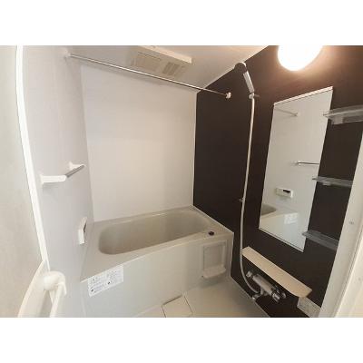 セラーサ　セコンディ 101【管理NO：1-023077801-01010】 ★家具家電は申し込み後に搬入します★の物件画像
