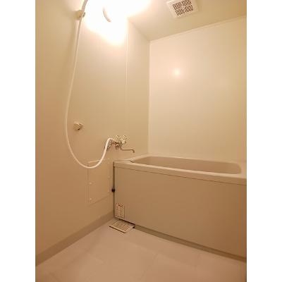 サンハイムα 102【管理NO：1-005168201-01020】 ★家具家電は申し込み後に搬入します★の物件画像