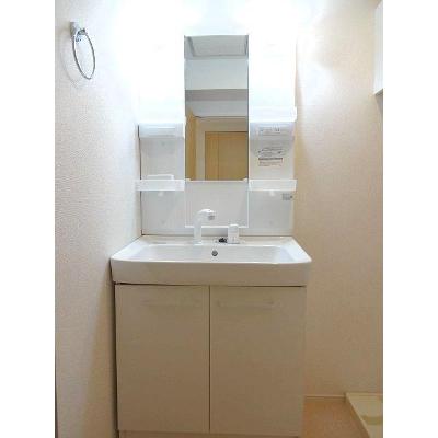 ラッフィナート 201【管理NO：1-023796401-02010】 ★家具家電は申し込み後に搬入します★ ★2026年11月中旬入居可能★の物件画像