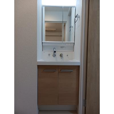 ヒカルサ久里浜 405【管理NO：1-027966301-04050】 ★家具家電は申し込み後に搬入します★ ★2026年11月中旬入居可能★の物件画像