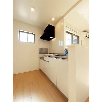 パーク・アベニュー原田公園 203【管理NO：1-023556701-02030】 ★家具家電は申し込み後に搬入します★ ★2026年10月下旬入居可能★の物件画像