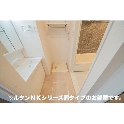 ピノ　マリ－ナ 205【管理NO：1-028754001-02040】 ★家具家電は申し込み後に搬入します★ ★2027年02月上旬入居可能★の物件画像
