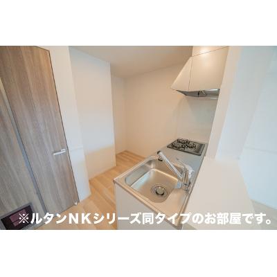 ピノ　マリ－ナ 102【管理NO：1-028754001-01020】 ★家具家電は申し込み後に搬入します★ ★2027年02月上旬入居可能★の物件画像