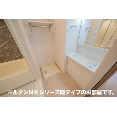 ピノ　マリ－ナ 102【管理NO：1-028754001-01020】 ★家具家電は申し込み後に搬入します★ ★2027年02月上旬入居可能★の物件画像