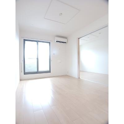 ヴェント 202【管理NO：1-021523201-02020】 ★家具家電は申し込み後に搬入します★の物件画像
