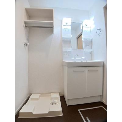 ヴェント 202【管理NO：1-021523201-02020】 ★家具家電は申し込み後に搬入します★の物件画像