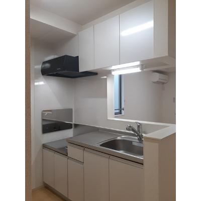 雅 201【管理NO：1-023430201-02010】 ★家具家電は申し込み後に搬入します★ ★2026年10月中旬入居可能★の物件画像