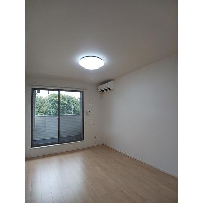 メゾン　ア　ルエ 203【管理NO：1-023465301-02030】 ★家具家電は申し込み後に搬入します★の物件画像