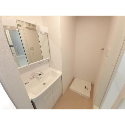 クレメント近江八幡　Ｄ 104【管理NO：1-026812802-01040】 ★家具家電は申し込み後に搬入します★ ★2026年12月下旬入居可能★の物件画像