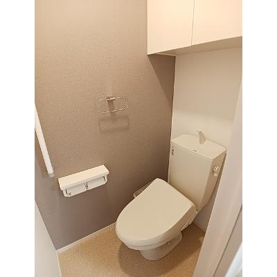 フィオーレ 304【管理NO：1-025588301-03040】 ★家具家電は申し込み後に搬入します★の物件画像
