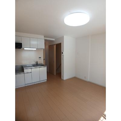 Ｎｅｏ　Ｃｉｔｙ庭瀬 203【管理NO：1-018290501-02030】 ★家具家電は申し込み後に搬入します★の物件画像