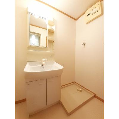 ハピネス　Ａ 201【管理NO：1-012065301-02010】 ★家具家電は申し込み後に搬入します★ ★2026年10月下旬入居可能★の物件画像