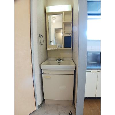 グリーンコーポ 102【管理NO：1-004540201-01020】 ★家具家電は申し込み後に搬入します★の物件画像