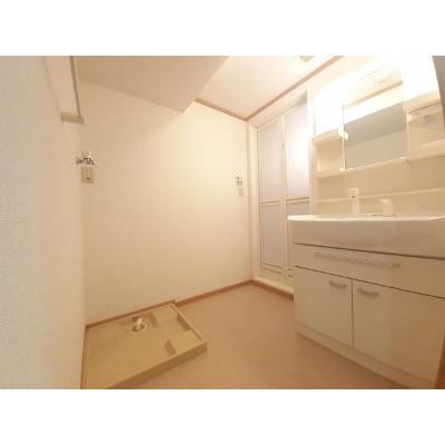アウロ－ラ 406【管理NO：1-012675001-04050】 ★家具家電は申し込み後に搬入します★ ★2026年11月中旬入居可能★の物件画像