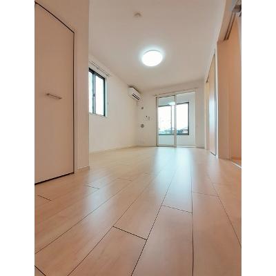 ラッフィナート 101【管理NO：1-023375901-01010】 ★家具家電は申し込み後に搬入します★の物件画像