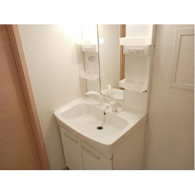 カーサ　セレナⅡ 201【管理NO：1-015965202-02010】 ★家具家電は申し込み後に搬入します★ ★2026年11月中旬入居可能★の物件画像