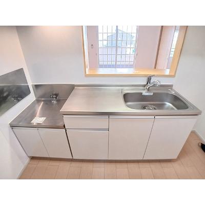 Ｌｕｃｋｙ　Ｂｅｌｌ 202【管理NO：1-018240301-02020】 ★家具家電は申し込み後に搬入します★の物件画像