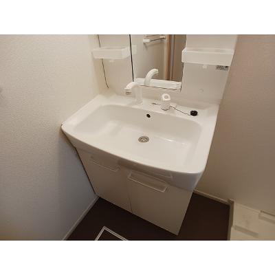 Ｌｕｃｋｙ　Ｂｅｌｌ 202【管理NO：1-018240301-02020】 ★家具家電は申し込み後に搬入します★の物件画像