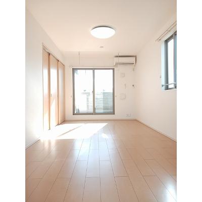 ＯＰＥＲＡ　ｄｅｕ 304【管理NO：1-020879201-03040】 ★家具家電は申し込み後に搬入します★ ★2026年11月中旬入居可能★の物件画像