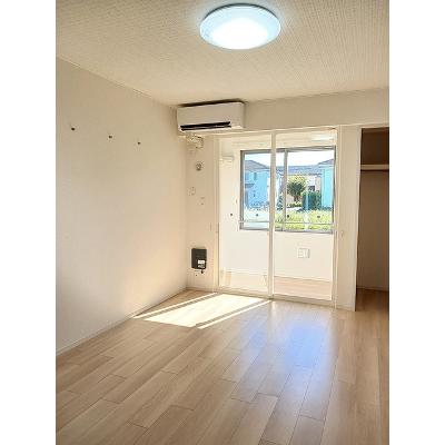 ブリッランテ 103【管理NO：1-026877601-01030】 ★家具家電は申し込み後に搬入します★の物件画像
