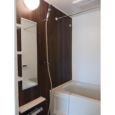 ブリッランテ 103【管理NO：1-026877601-01030】 ★家具家電は申し込み後に搬入します★の物件画像
