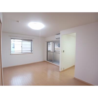 パイン　ヒル 201【管理NO：1-015509301-02010】 ★家具家電は申し込み後に搬入します★の物件画像