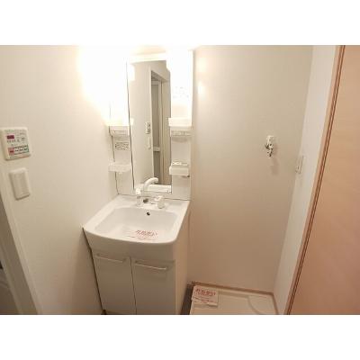 パイン　ヒル 201【管理NO：1-015509301-02010】 ★家具家電は申し込み後に搬入します★の物件画像