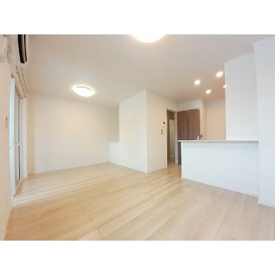 フォルシュ　Ｕ．Ｎ．Ｂ 203【管理NO：1-026598401-02030】 ★家具家電は申し込み後に搬入します★ ★2026年12月中旬入居可能★の物件画像