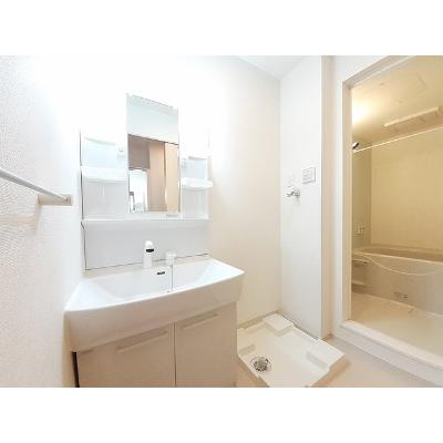 ククルビターチェⅡ 103【管理NO：1-020869301-01030】 ★家具家電は申し込み後に搬入します★ ★2026年11月中旬入居可能★の物件画像
