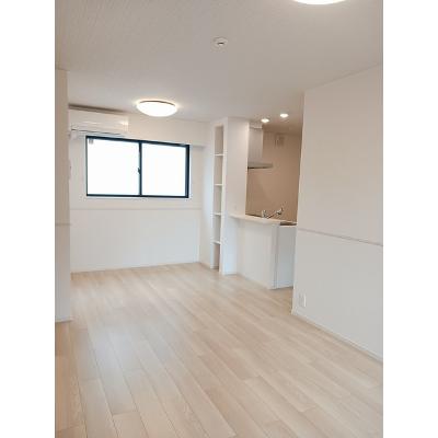 アカアカ 103【管理NO：1-027419901-01030】 ★家具家電は申し込み後に搬入します★ ★2026年11月中旬入居可能★の物件画像