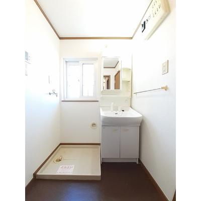 ラ・エルヴェール 102【管理NO：1-011636701-01020】 ★家具家電は申し込み後に搬入します★ ★2027年01月下旬入居可能★の物件画像