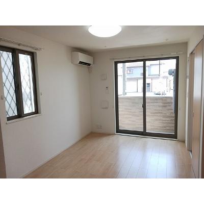エレノア 101【管理NO：1-022227401-01010】 ★家具家電は申し込み後に搬入します★ ★2026年11月中旬入居可能★の物件画像
