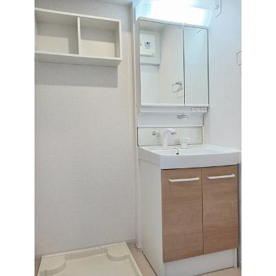 ウッド　プレイス 302【管理NO：1-025107401-03020】 ★家具家電は申し込み後に搬入します★ ★2026年11月中旬入居可能★の物件画像