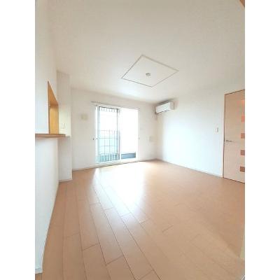 メリディオ静波 105【管理NO：1-017137501-01040】 ★家具家電は申し込み後に搬入します★ ★2026年12月中旬入居可能★の物件画像