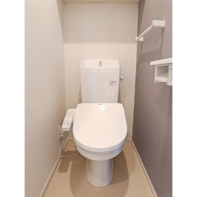 キャラ東海 303【管理NO：1-023958201-03030】 ★家具家電は申し込み後に搬入します★ ★2026年12月上旬入居可能★の物件画像