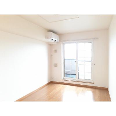 ベレンヘーナ 203【管理NO：1-013622901-02030】 ★家具家電は申し込み後に搬入します★ ★2026年11月下旬入居可能★の物件画像