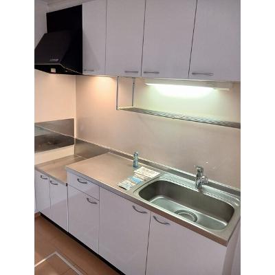 ラフィークＡ 101【管理NO：1-015342601-01010】 ★家具家電は申し込み後に搬入します★ ★2026年10月中旬入居可能★の物件画像