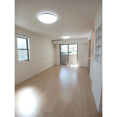 シュテルンＫ 105【管理NO：1-024912401-01050】 ★家具家電は申し込み後に搬入します★の物件画像