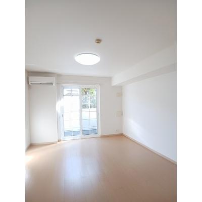 ブリーゼ 105【管理NO：1-015885601-01050】 ★家具家電は申し込み後に搬入します★ ★2026年12月中旬入居可能★の物件画像