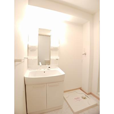ブリーゼ 105【管理NO：1-015885601-01050】 ★家具家電は申し込み後に搬入します★ ★2026年12月中旬入居可能★の物件画像