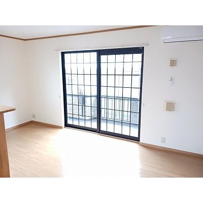 メリースクエア 103【管理NO：1-012641901-01030】 ★家具家電は申し込み後に搬入します★ ★2026年10月中旬入居可能★の物件画像
