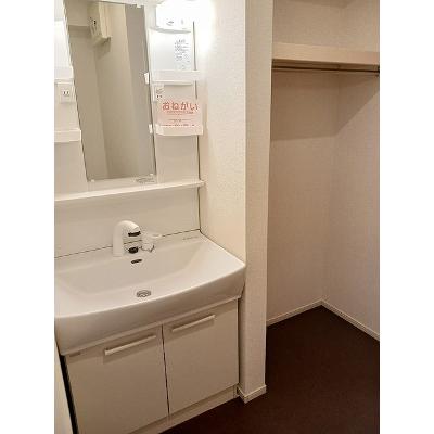 クレセントＣ 203【管理NO：1-021803201-02030】 ★家具家電は申し込み後に搬入します★ ★2026年10月下旬入居可能★の物件画像