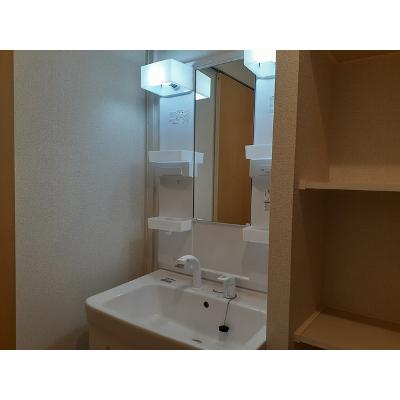 エルハイム 202【管理NO：1-023555201-02020】 ★家具家電は申し込み後に搬入します★の物件画像