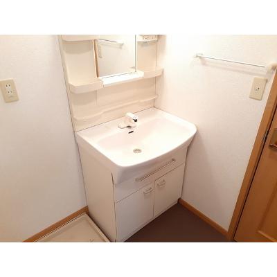 メゾン・ド・ラ・コリーヌ　Ⅱ 104【管理NO：1-012536902-01040】 ★家具家電は申し込み後に搬入します★の物件画像