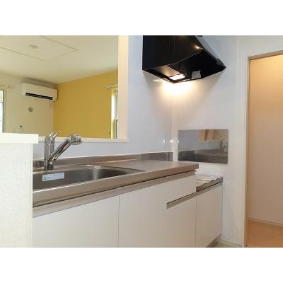 シャン　デ　オール 101【管理NO：1-018498901-01010】 ★家具家電は申し込み後に搬入します★ ★2027年01月中旬入居可能★の物件画像