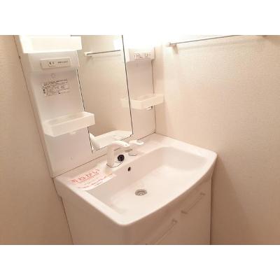 アパートメント　ノイ 101【管理NO：1-015676801-01010】 ★家具家電は申し込み後に搬入します★ ★2026年11月上旬入居可能★の物件画像