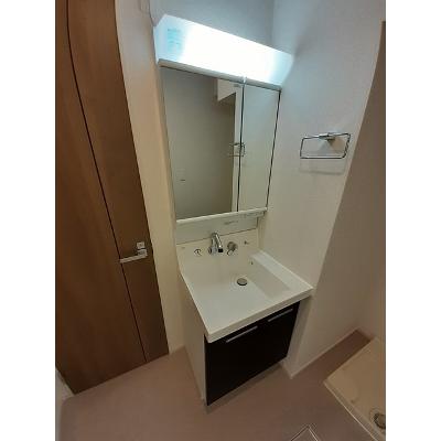 シャン　ド　フルール 101【管理NO：1-026301401-01010】 ★家具家電は申し込み後に搬入します★ ★2026年11月中旬入居可能★の物件画像