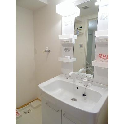 プリムローズ 203【管理NO：1-016217601-02030】 ★家具家電は申し込み後に搬入します★ ★2026年11月下旬入居可能★の物件画像