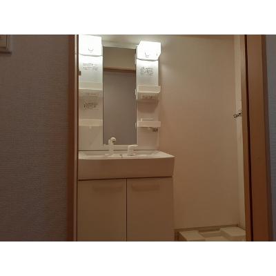 ＡＲＤＯＲ 103【管理NO：1-017613101-01030】 ★家具家電は申し込み後に搬入します★ ★2026年11月上旬入居可能★の物件画像